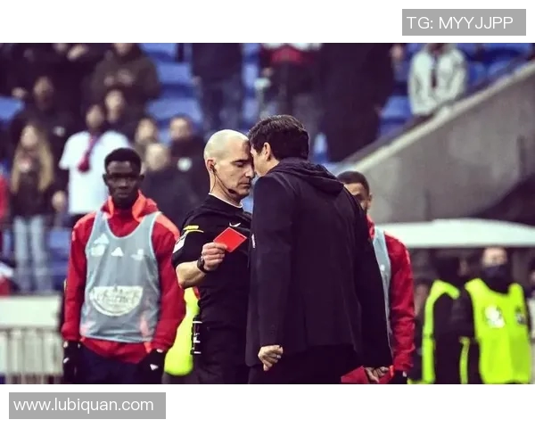 冲突升级！格列兹曼与教练发生激烈争执