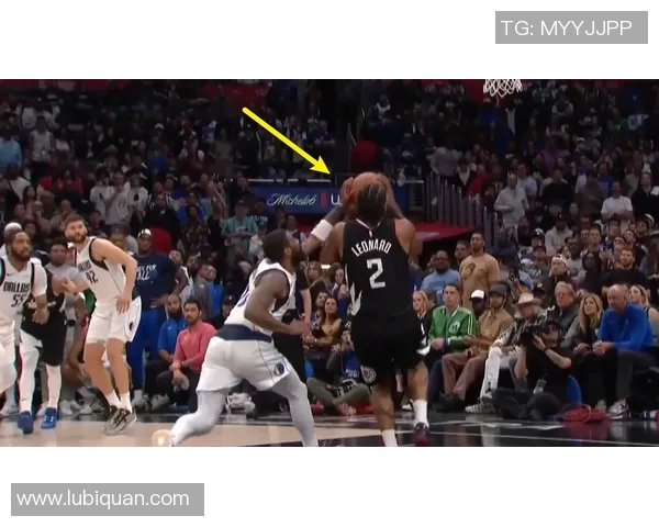 利拉德赛场爆发小插曲,裁判如何处理? 利拉德赛场爆发小插曲,裁判如何处理?